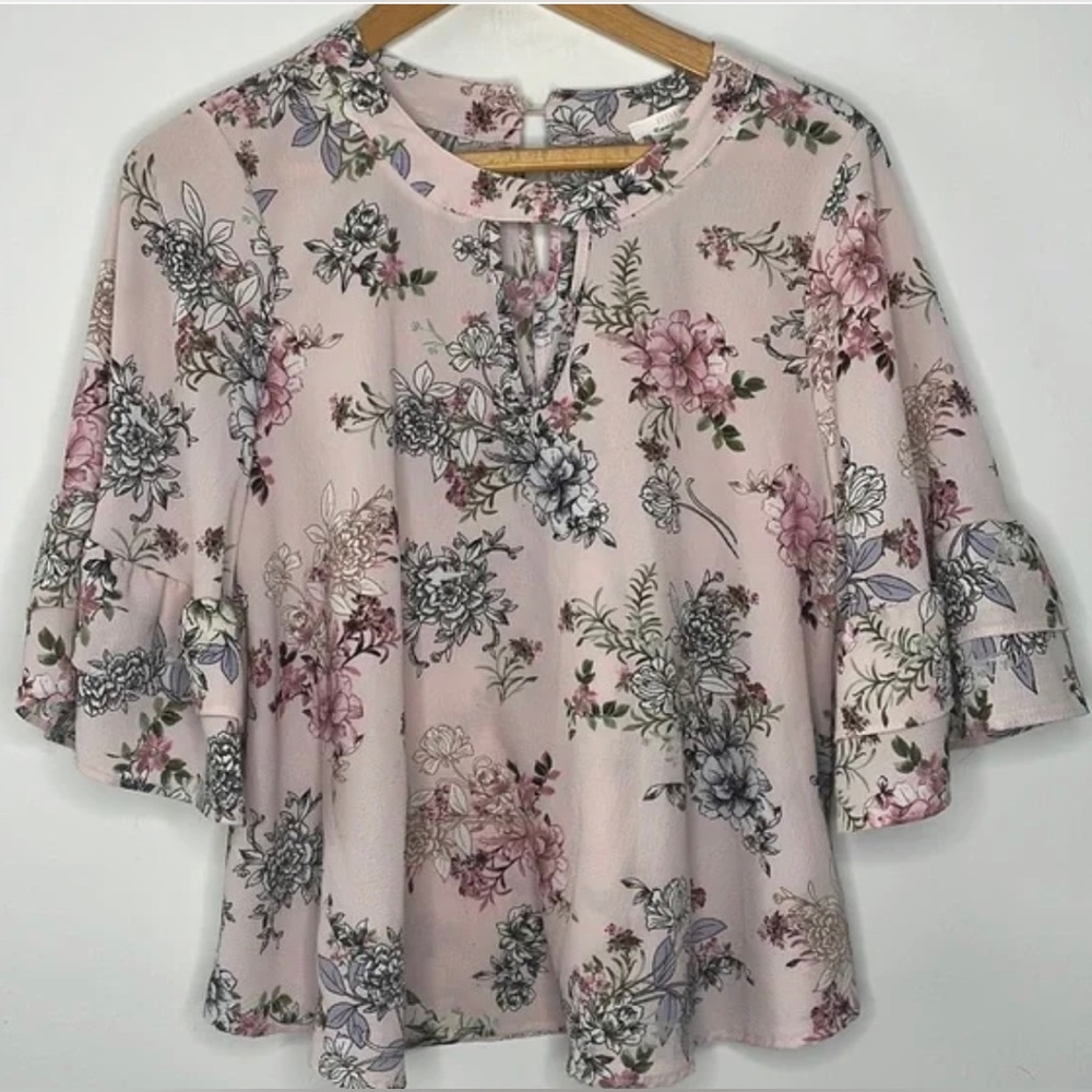Urban Romantics, NWOT